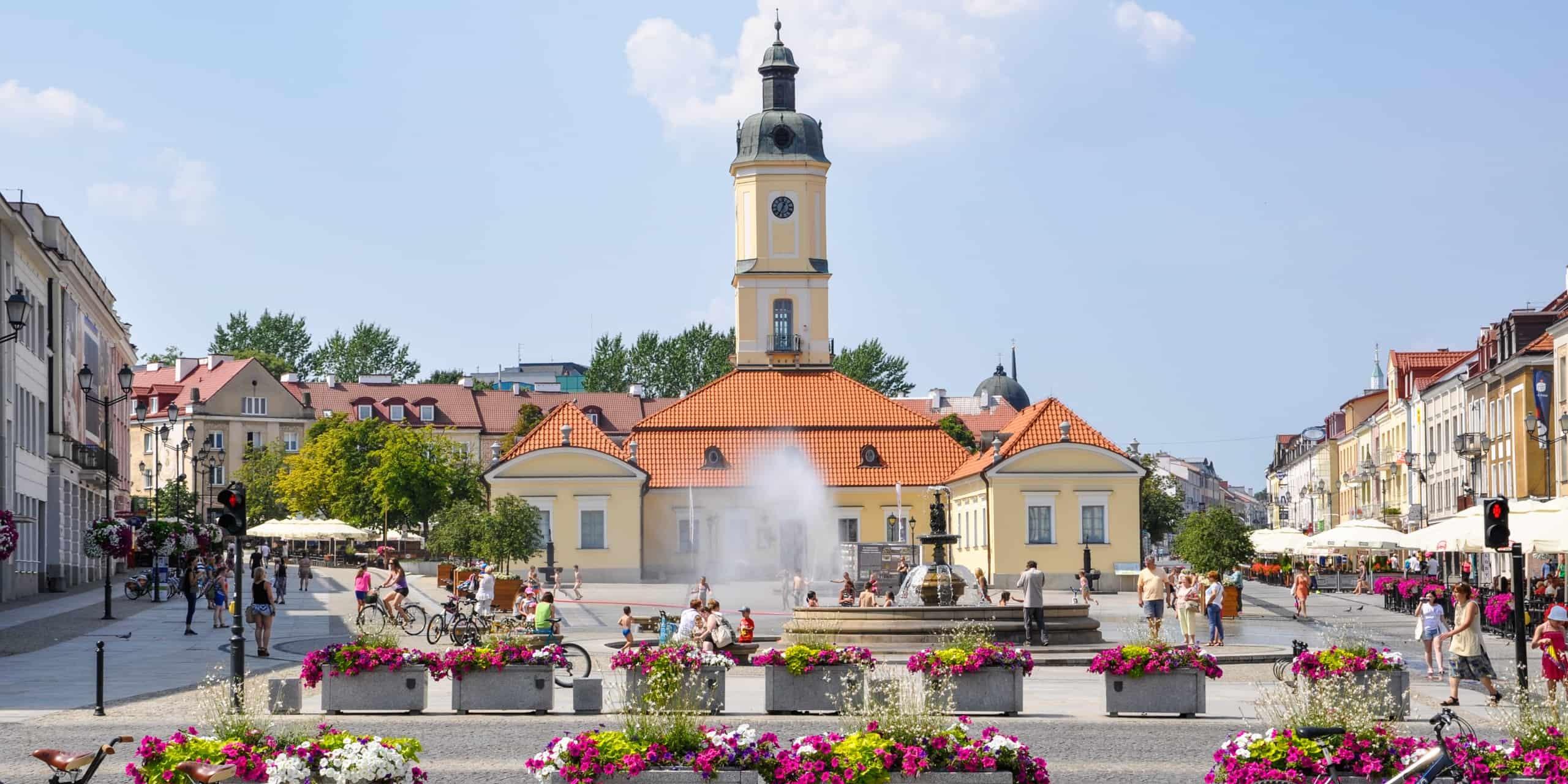 Белосток. Bialystok Польша. Рыночная площадь Белостока. Центральная улица в Белостоке Польша.