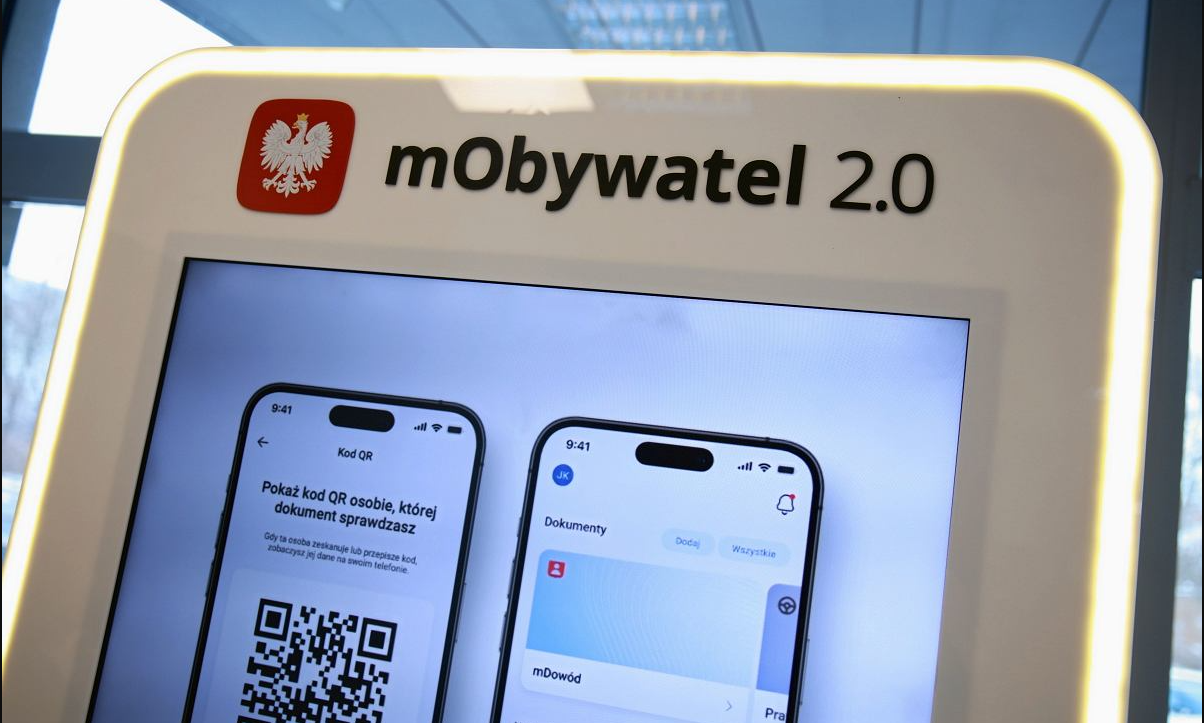 В Польше закончилась эра пластиковых студенческих. Теперь только электронные!