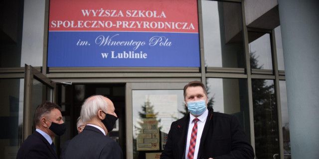 Высшая школа общественно-естественных наук им. Винцента Поля стала АКАДЕМИЕЙ фото