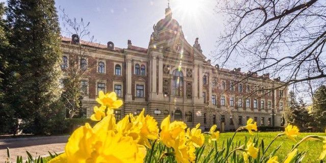 Весенние каникулы в Польше! Лучшие вузы Люблина, Варшавы, Лодзи и Кракова. фото