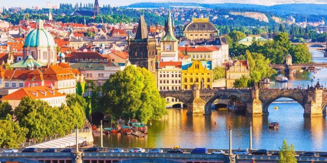 🌞↗️Летний интенсивный языковой курс в ПРАГЕ 😍👌 фото