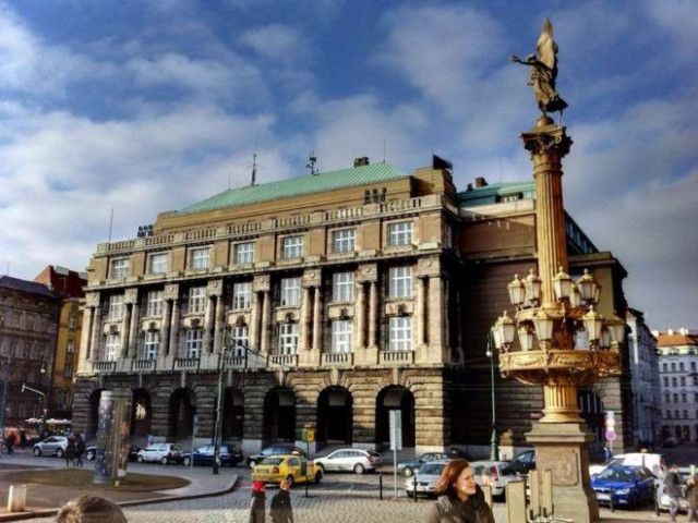 Высшее образование в Чехии для украинцев в 2026 году: условия поступления, бесплатное обучение и реальные расходы фото