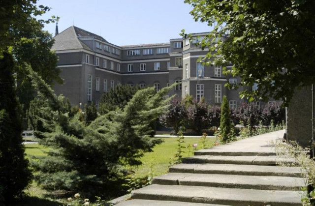 Университет им. Адама Мицкевича в Познани - фото 2