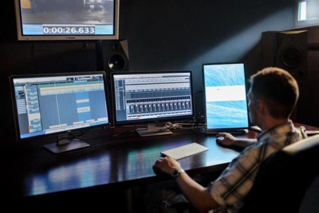 Университет Киноискусства в Варшаве - фото 4