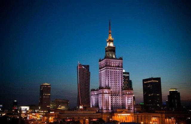 Университет Сивитас в Варшаве - фото 1