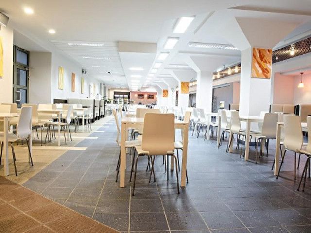 Университет Общественной Психологии и Гуманитарных Наук в Варшаве - фото 7