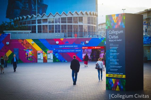 Университет Сивитас в Варшаве - фото 4