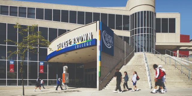 Колледж Джорджа Брауна