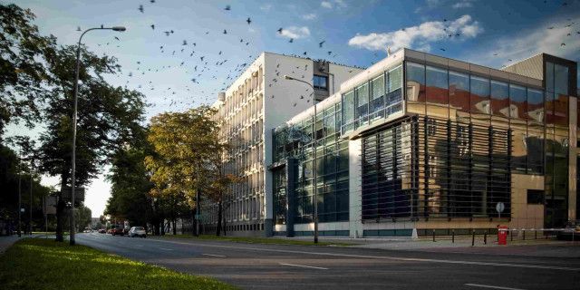 Университет им. Адама Мицкевича в Познани