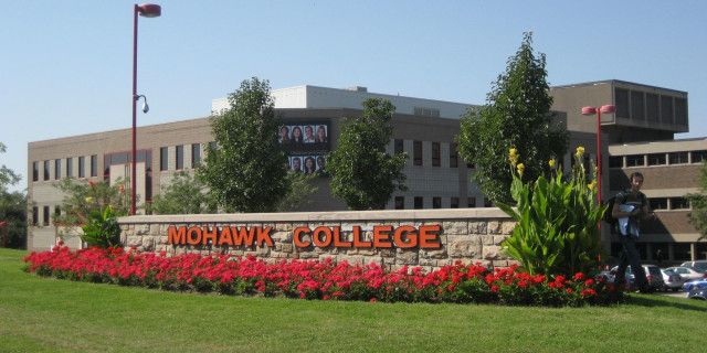 Mohawk College, Гамильтон