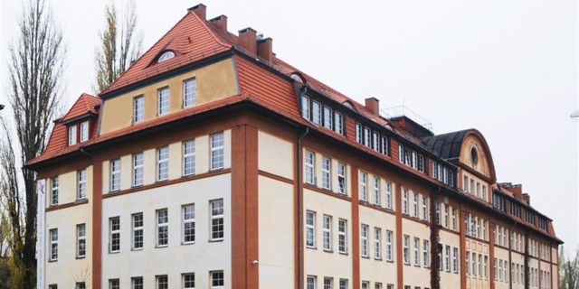 Міжнародний Університет Транспорту і Логістики у Вроцлаві