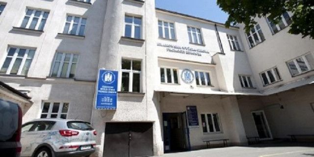 Краківський Університет Сприянню Здоров'ю