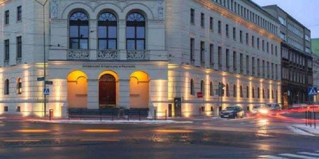 Університет мистецтв у Познані