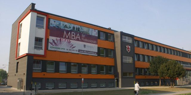 Университет Бизнеса во Вроцлаве